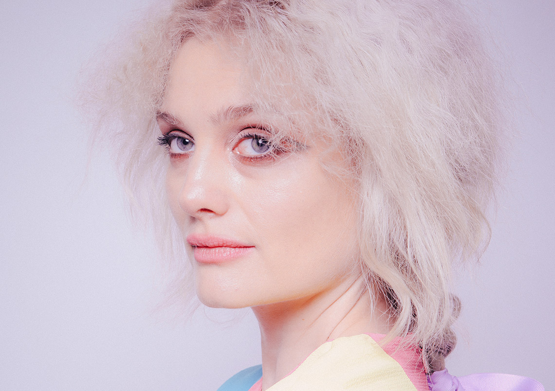 Alison Sudol – Moonlite