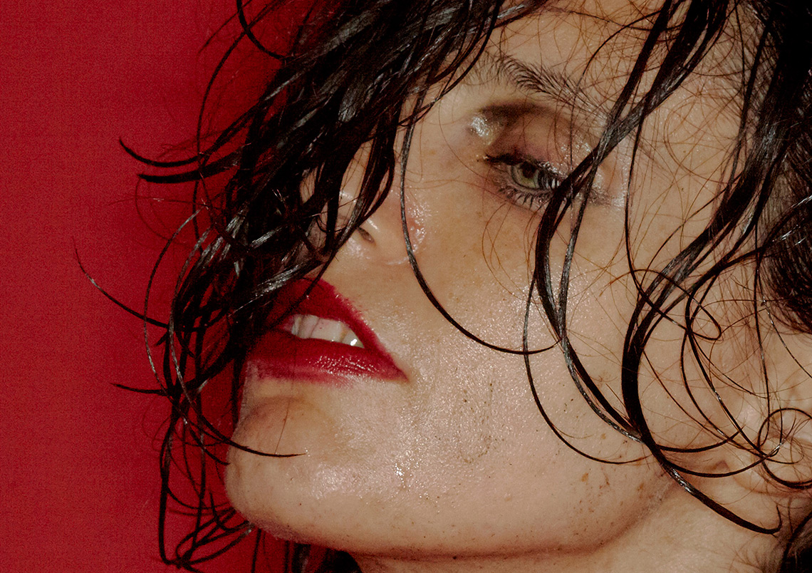 Anna Calvi – Hunter