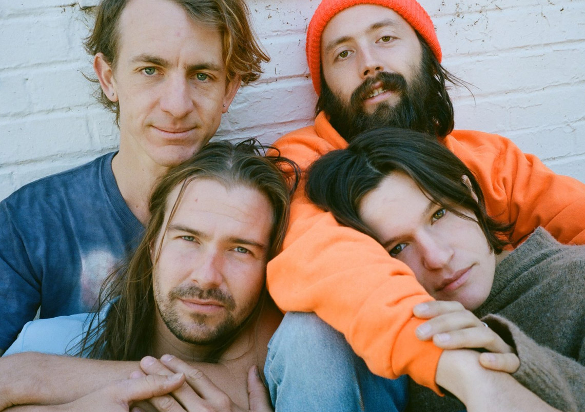 Big Thief – Two Hands