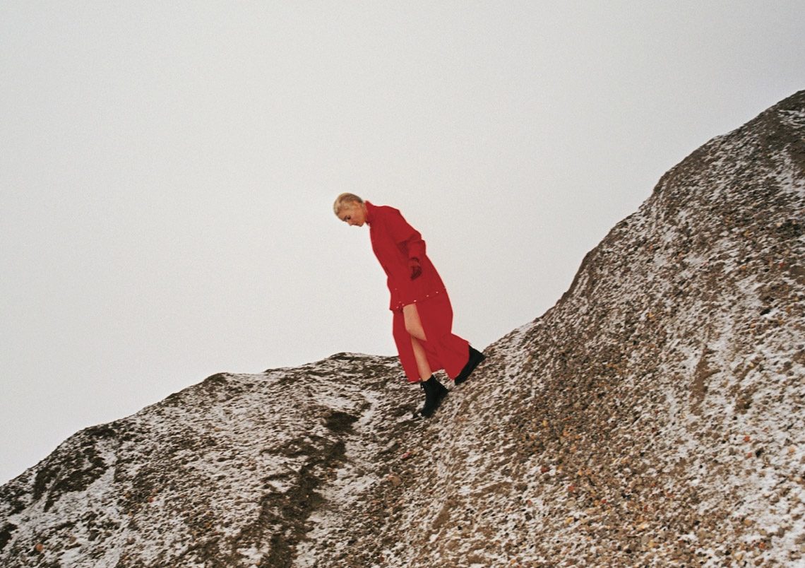 Cate Le Bon – Reward