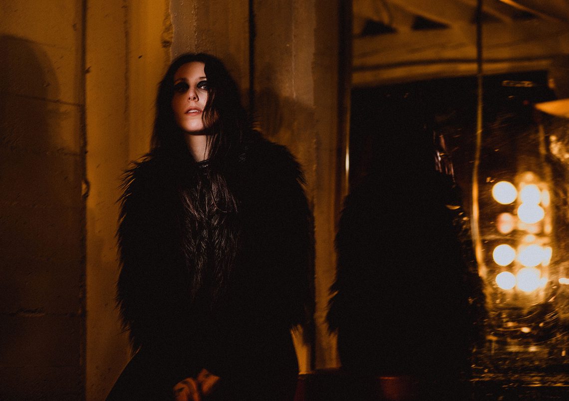 Chelsea Wolfe – 16 Psyche