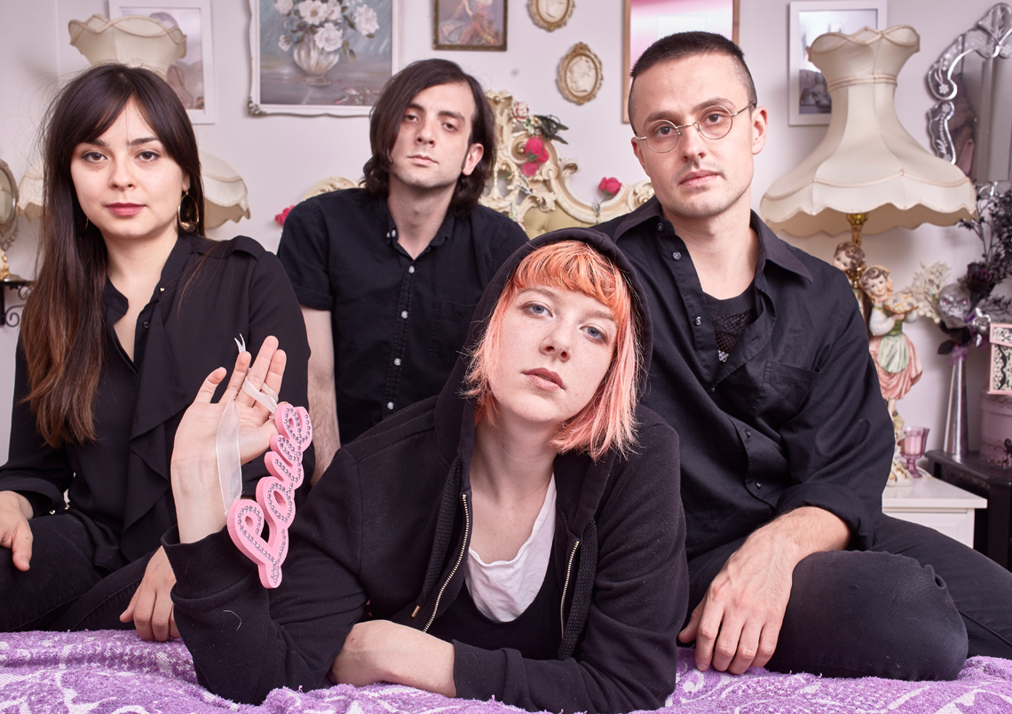 Dilly Dally – Sore