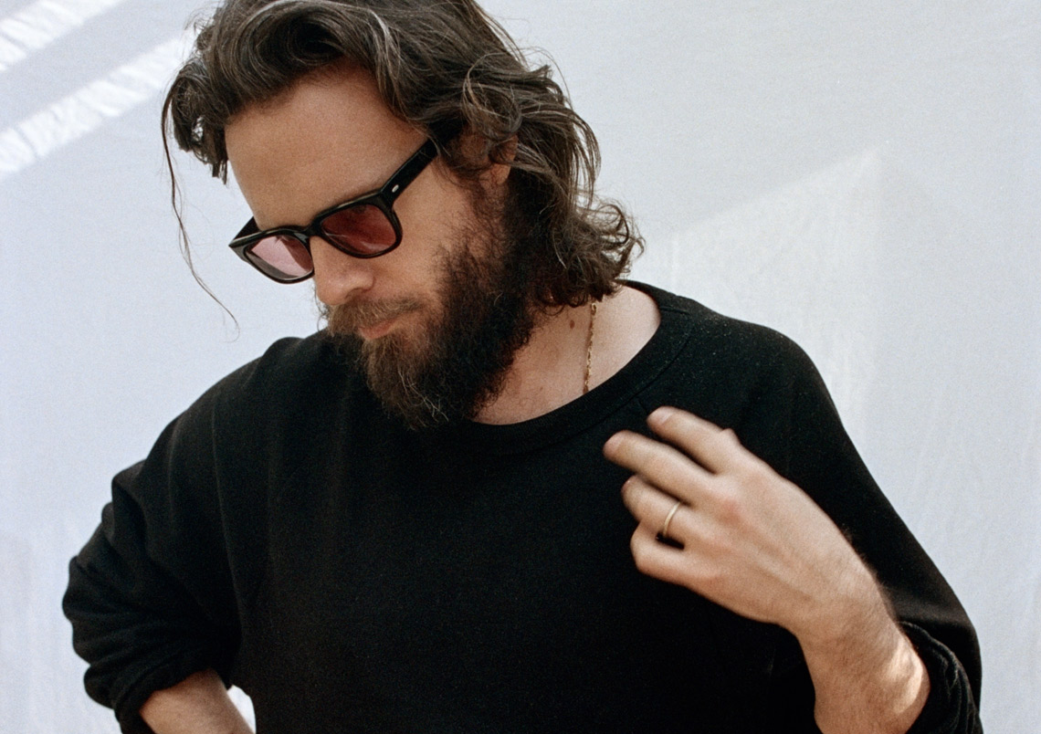 Father John Misty – God’s Favorite Customer