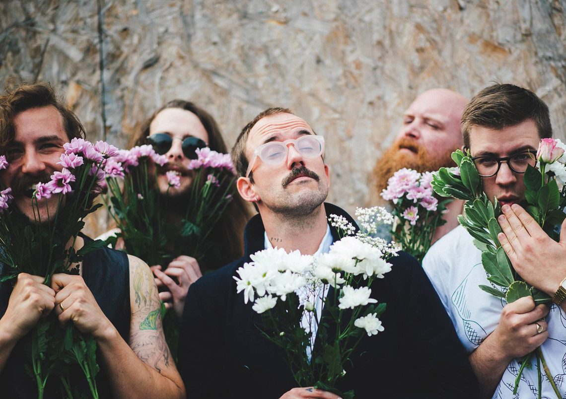 Idles – Colossus