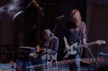 Loren Connors & Kim Gordon – Issue Project Room (Part 1)