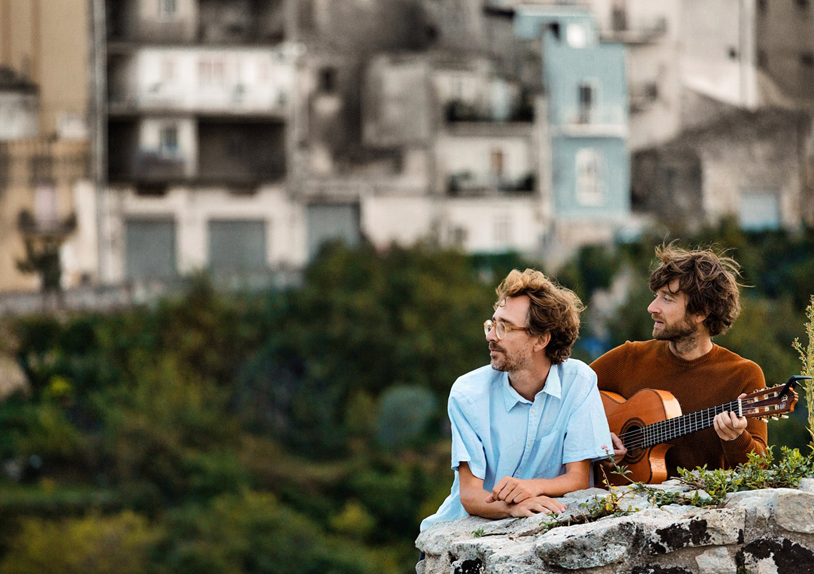 Kings Of Convenience – Rocky Trail