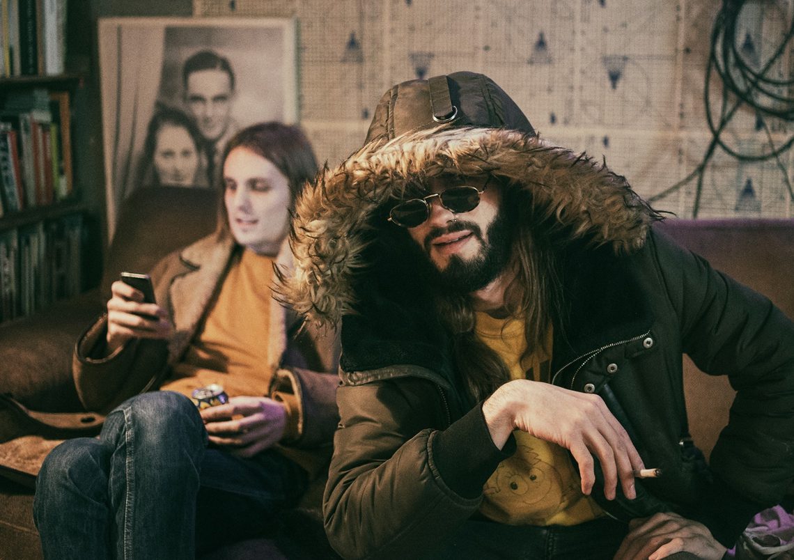 Odd Couple - Flügge × NEØLYD ― Magazin für Popkultur
