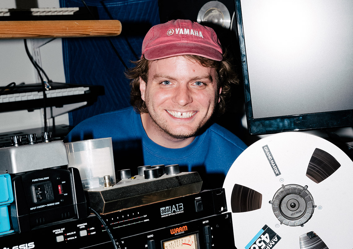 Mac DeMarco – Here Comes The Cowboy