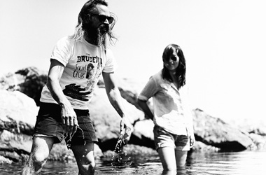 Moon Duo – High Over Blue