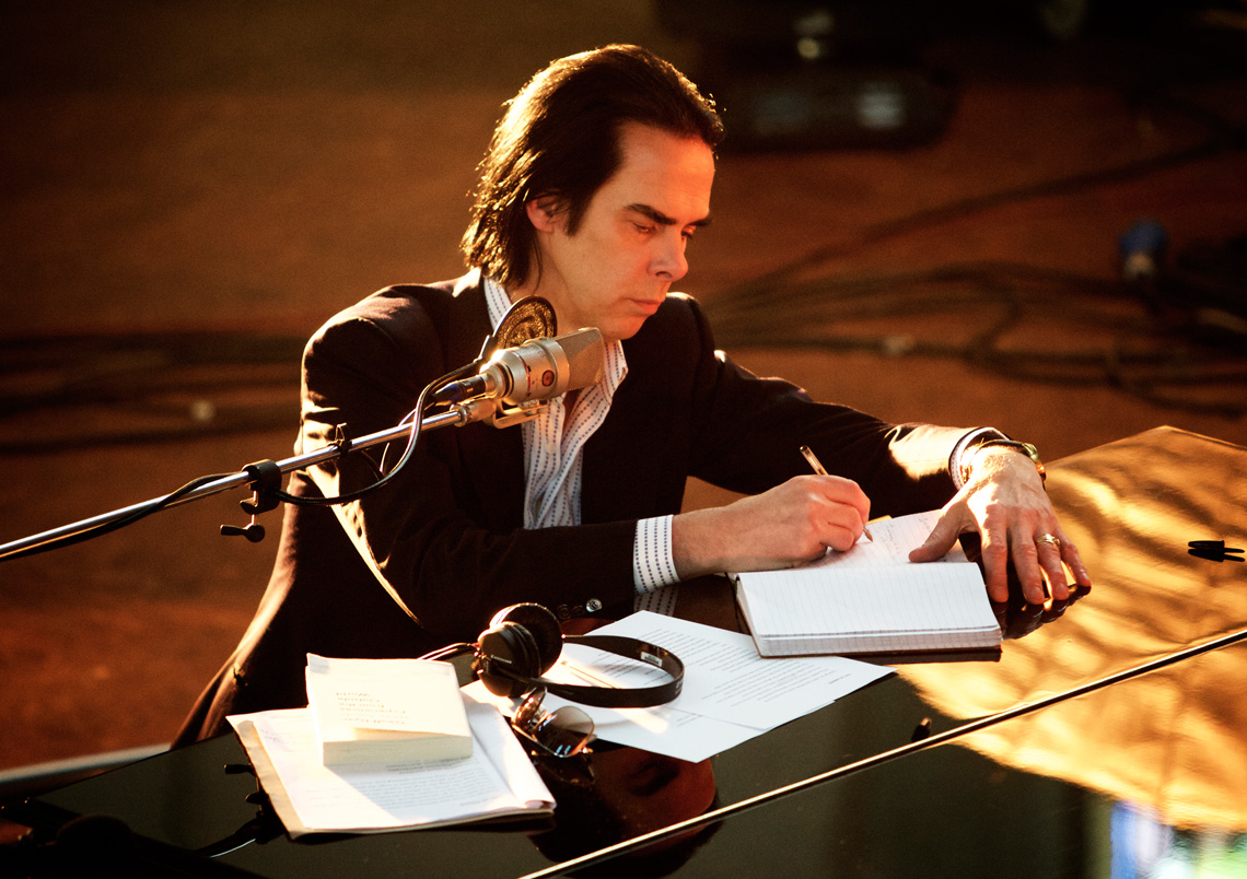 Nick Cave & The Bad Seeds – Jesus Alone