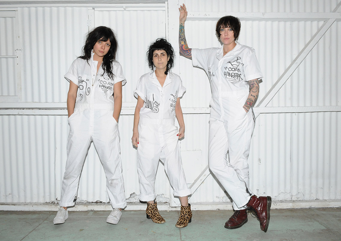 The Coathangers – The Devil You Know