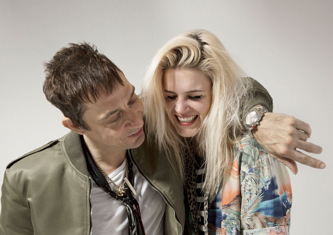 The Kills – Heart Of A Dog