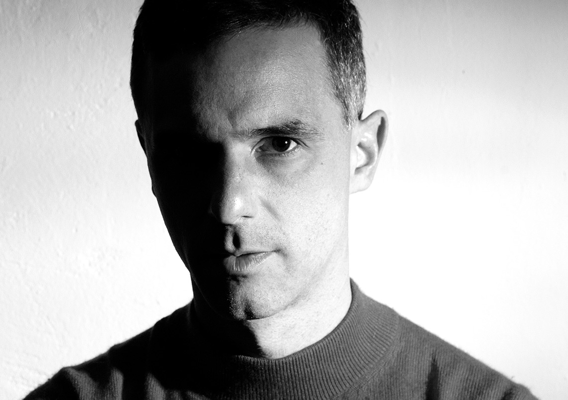 Warm Graves – Ease